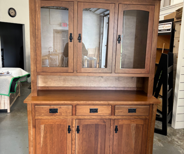 Master 3 Door Hutch - Deal